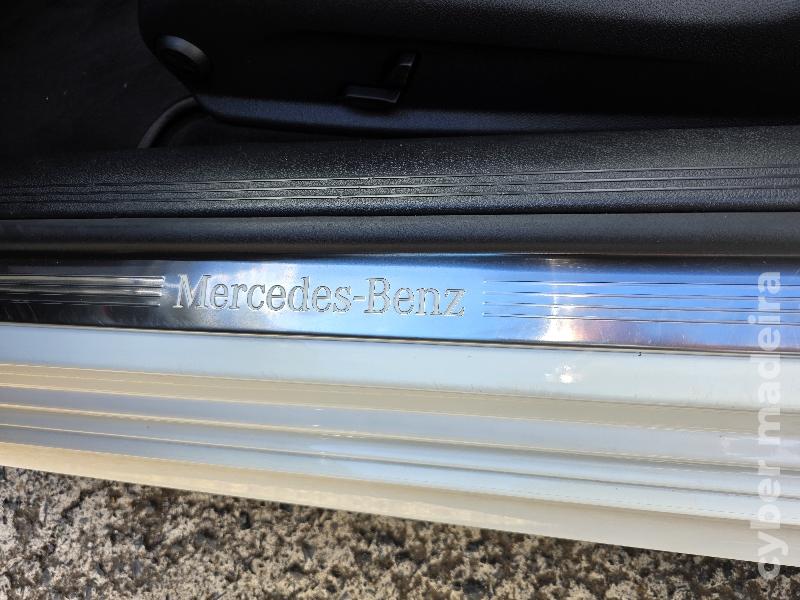 MERCEDES E E220d COUPE AMG LINE AUTOMÁTICO Gasóleo