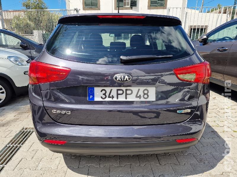 KIA CEED SW 1.6 CRDI Gasóleo 