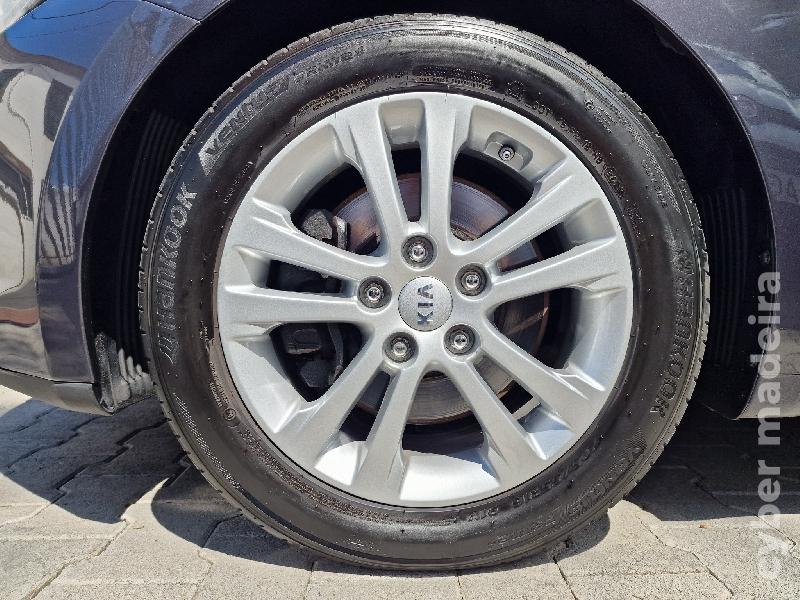 KIA CEED SW 1.6 CRDI Gasóleo 