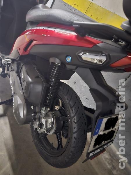 Kymco 25 125 cc Scooter 