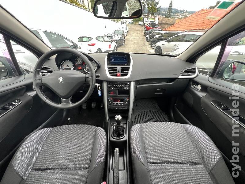 PEUGEOT 207 1.6 HDI 92 cv Gasóleo 