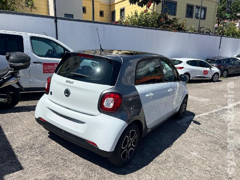 SMART FORFOUR EQ Prime 82 cv Eléctrico 
