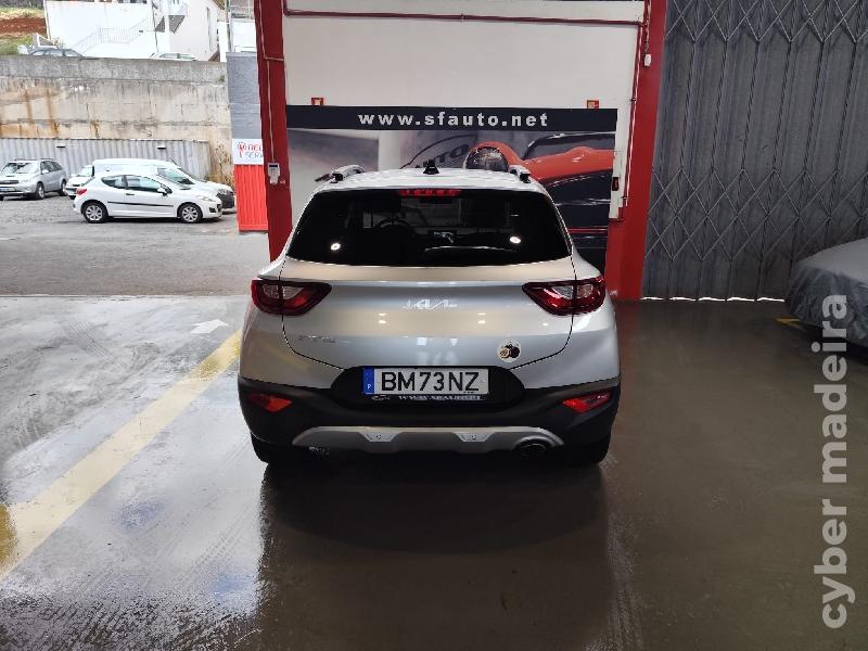 KIA RIO STONIC 1.2 DYNAMIC Gasolina 