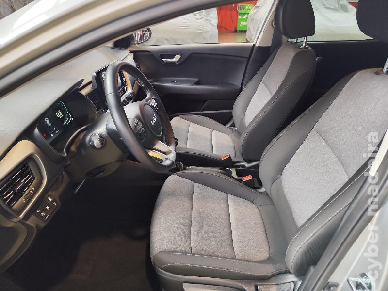 KIA RIO STONIC 1.2 DYNAMIC Gasolina 