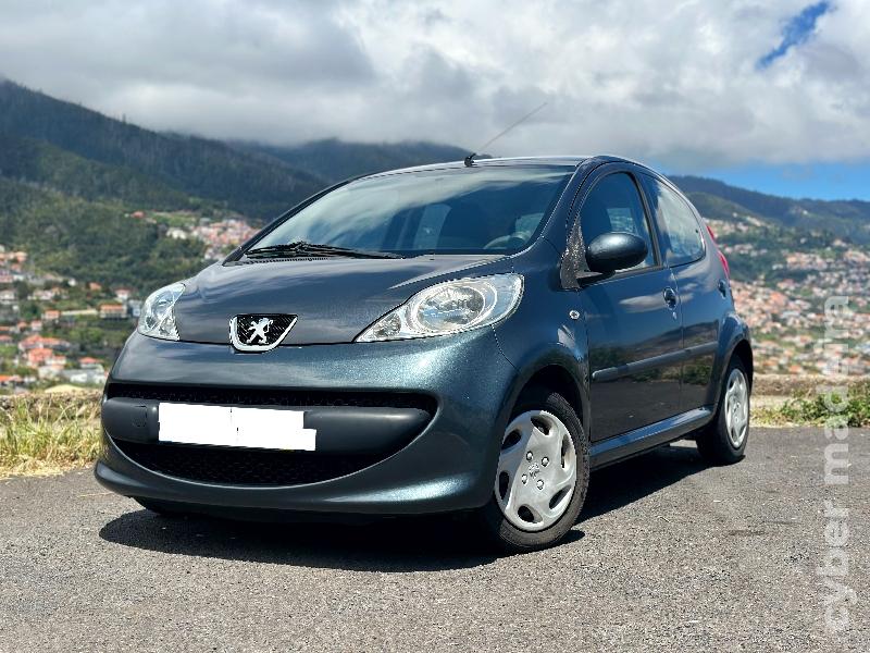 PEUGEOT 107 N/A Gasolina 