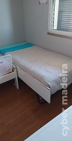 Móvel com duas camas solteiro 
