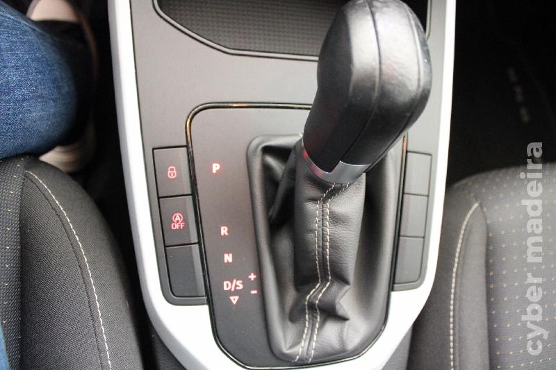SEAT AROSA ARONA 1.0 TSI STYLE CAIXA AUTOMÁTICA Gasolina 