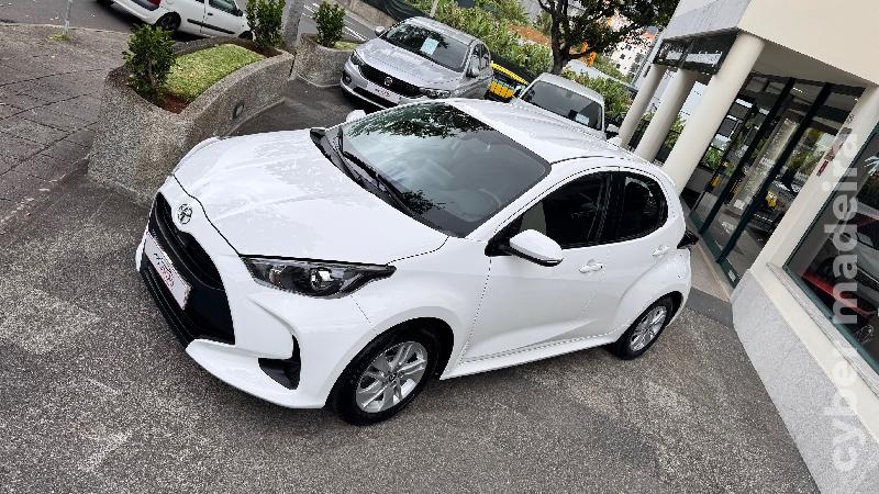 TOYOTA YARIS 1.0 VVT-i COMFORT PLUS Gasolina 