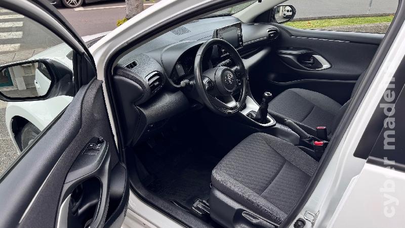 TOYOTA YARIS 1.0 VVT-i COMFORT PLUS Gasolina 