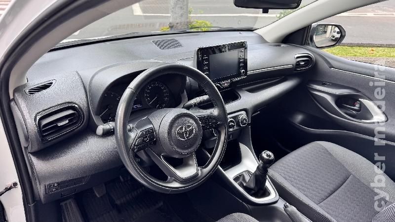 TOYOTA YARIS 1.0 VVT-i COMFORT PLUS Gasolina 