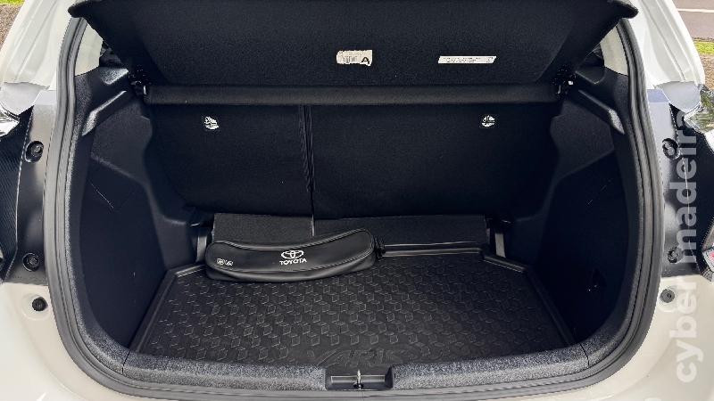 TOYOTA YARIS 1.0 VVT-i COMFORT PLUS Gasolina 
