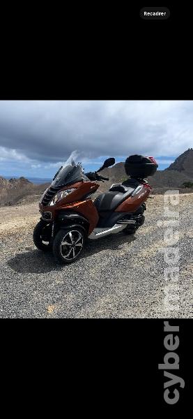 Peugeot 27 400 cc Scooter 