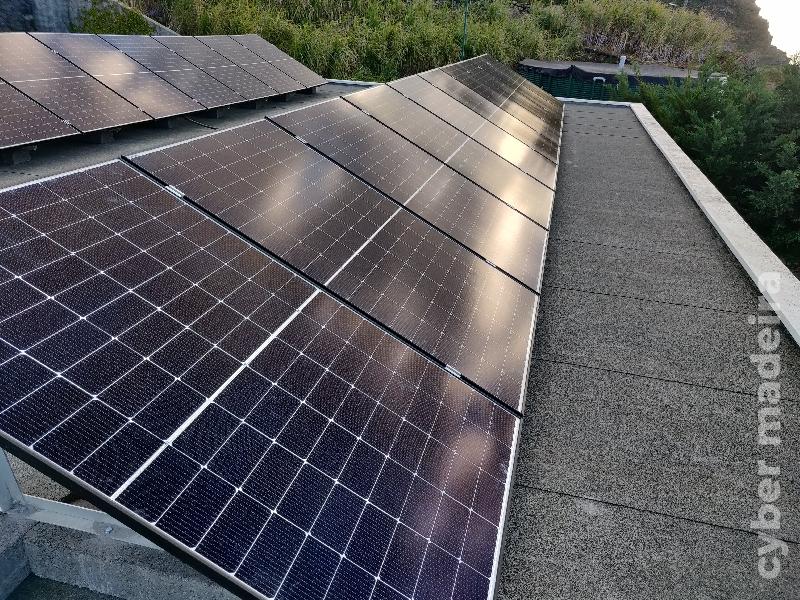 Painéis Fotovoltaicos - Eficiência Superior 