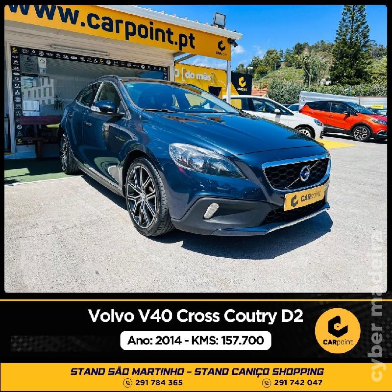 VOLVO V40 Cross Coutry D2 𝑴𝑶𝑻𝑶𝑹: 1.6cc Diesel 116cv Gasóleo 