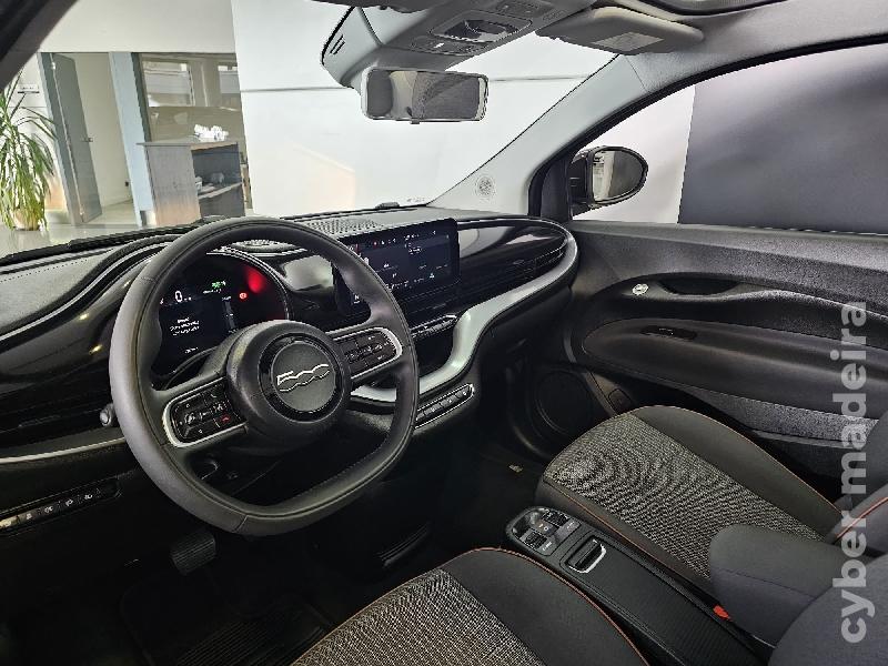 FIAT 500C ICON 42KWH ((( BATERIA PRÓPRIA ))) Eléctrico 