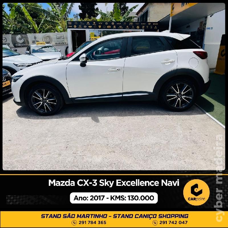 MAZDA 3 Sky Excellence Navi 𝑴𝑶𝑻𝑶𝑹: 1.5cc 105cv Gasóleo 