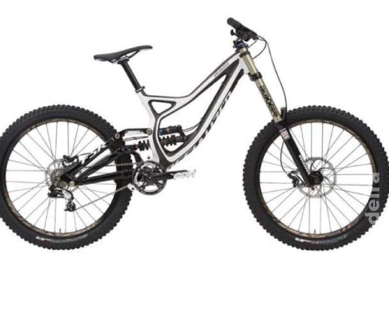 Demo 8 carbono BTT Homem Demo 8 carbono 