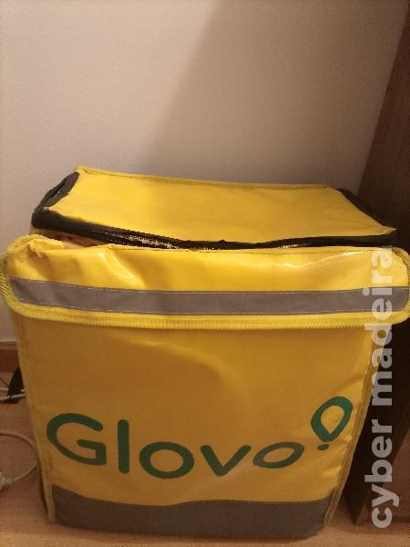 Mala glovo nova 
