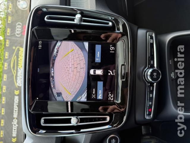 VOLVO XC 40 1.5 T2 INSCRIPTION GEARTRONIC Gasolina 