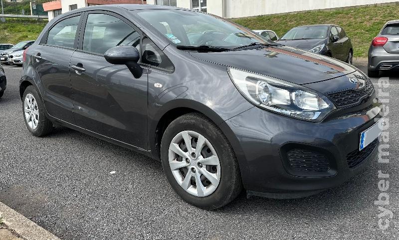KIA RIO 1.1 CRDi EX Gasóleo 