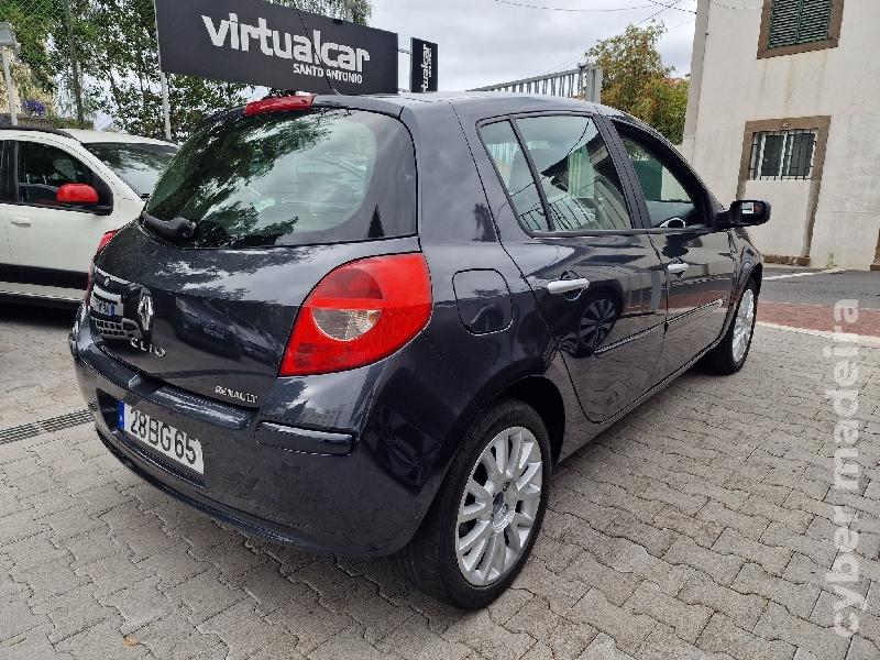 RENAULT CLIO III 1.5 DCI C/GARANTIA Gasóleo 