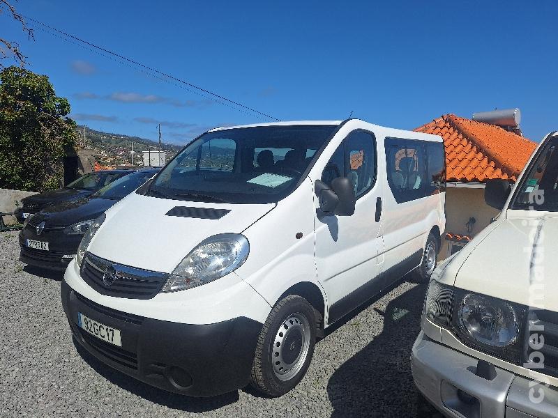 OPEL VIVARO 2.0 DCi Gasóleo 