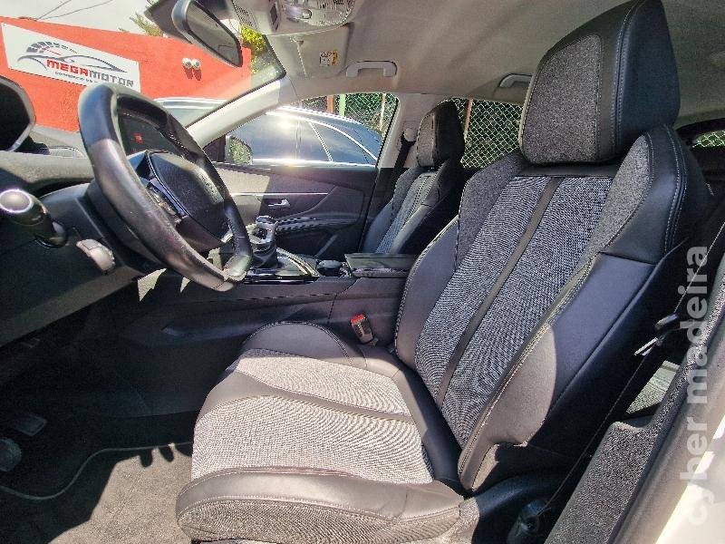 PEUGEOT 3008 1.5 HDI ALLURE 130cv Gasóleo 