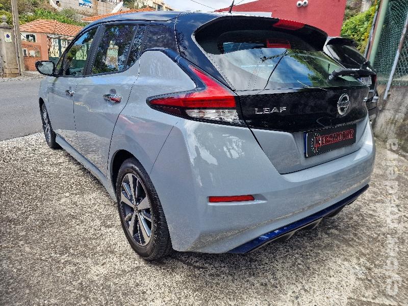 NISSAN LEAF 10º ANIVERSÁRIO 40KWh 150cv Eléctrico 