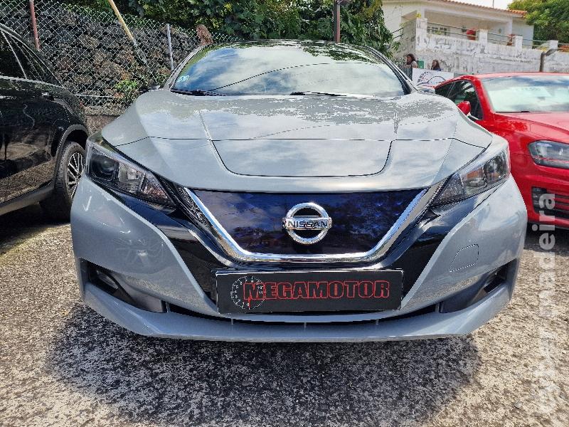 NISSAN LEAF 10º ANIVERSÁRIO 40KWh 150cv Eléctrico 