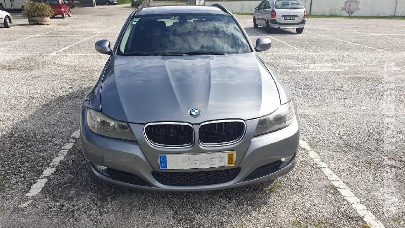BMW Serie 3 318 d Touring Gasóleo