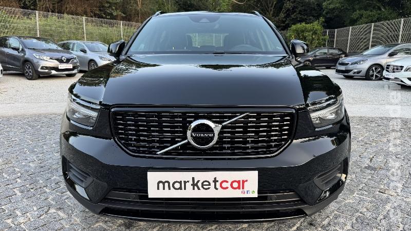 VOLVO XC 40 1.5 T5 R-DESIGN Híbrido 