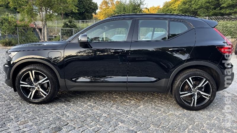 VOLVO XC 40 1.5 T5 R-DESIGN Híbrido 