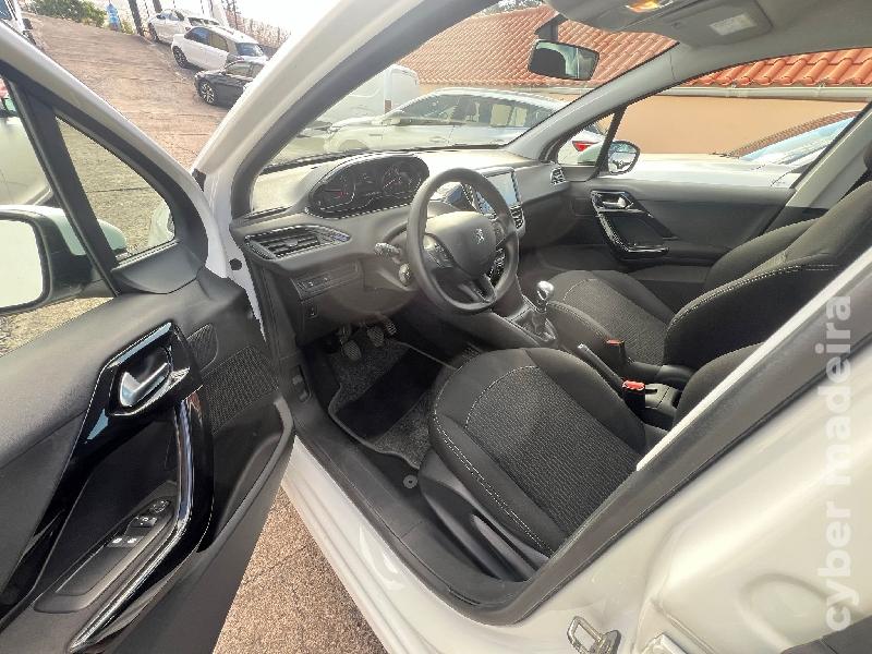 PEUGEOT 208 1.5 BlueHDI 100 cv Gasóleo 