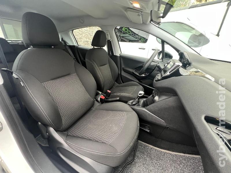 PEUGEOT 208 1.5 BlueHDI 100 cv Gasóleo 
