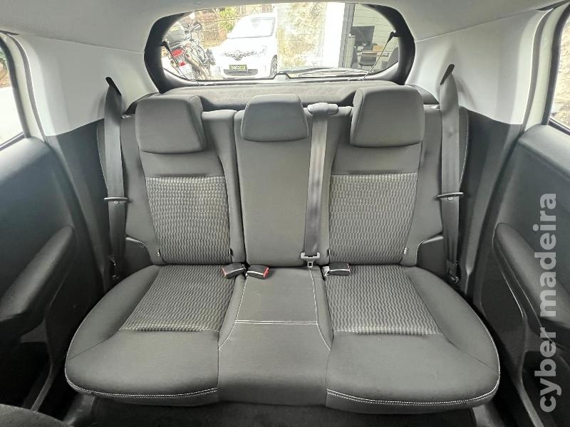 PEUGEOT 208 1.5 BlueHDI 100 cv Gasóleo 