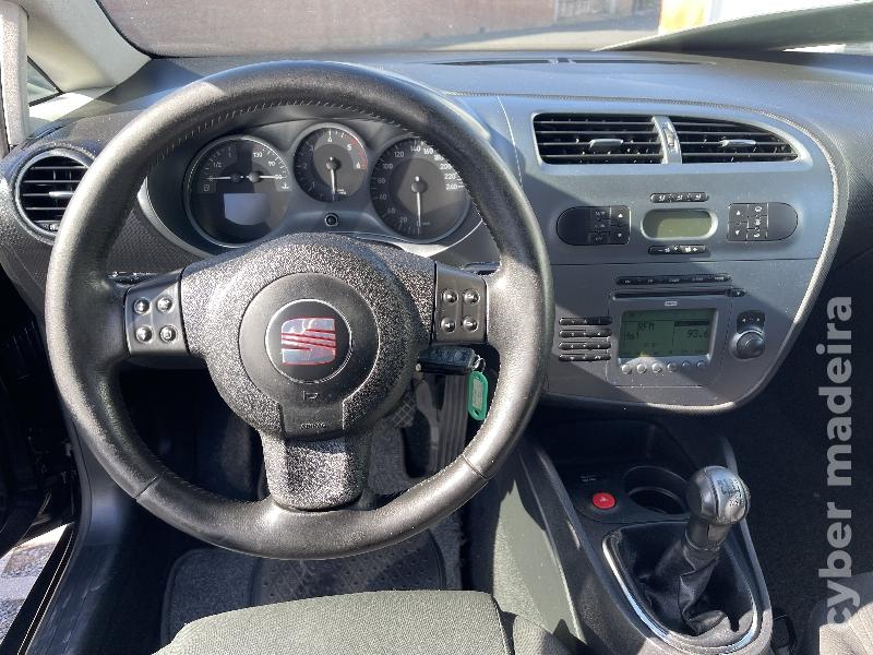 SEAT LEON 744 Gasóleo 140 