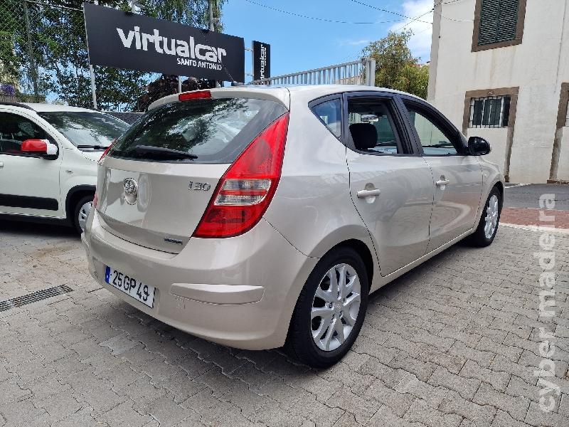 HYUNDAI I30 744 Gasóleo 115 