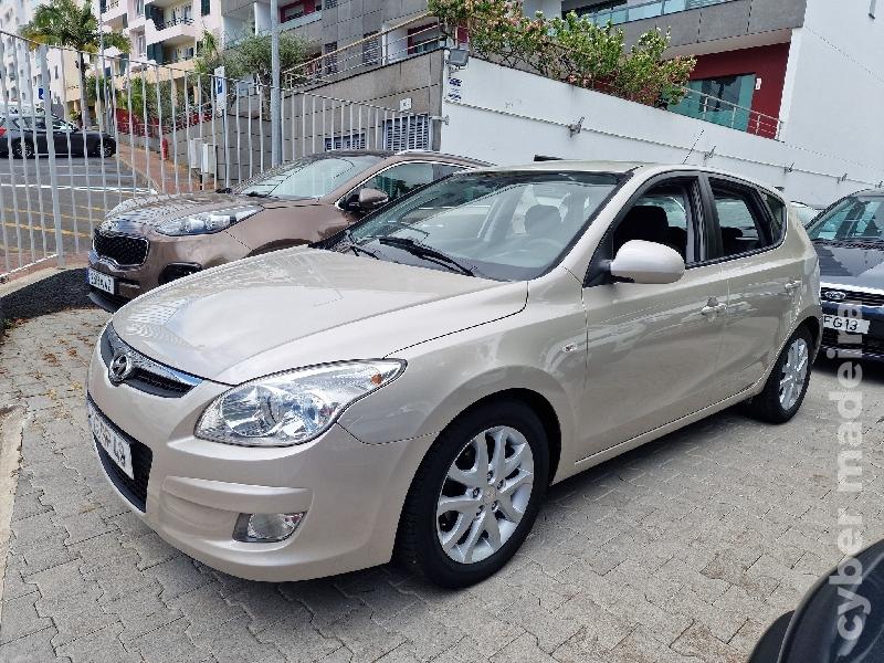 HYUNDAI I30 744 Gasóleo 115 
