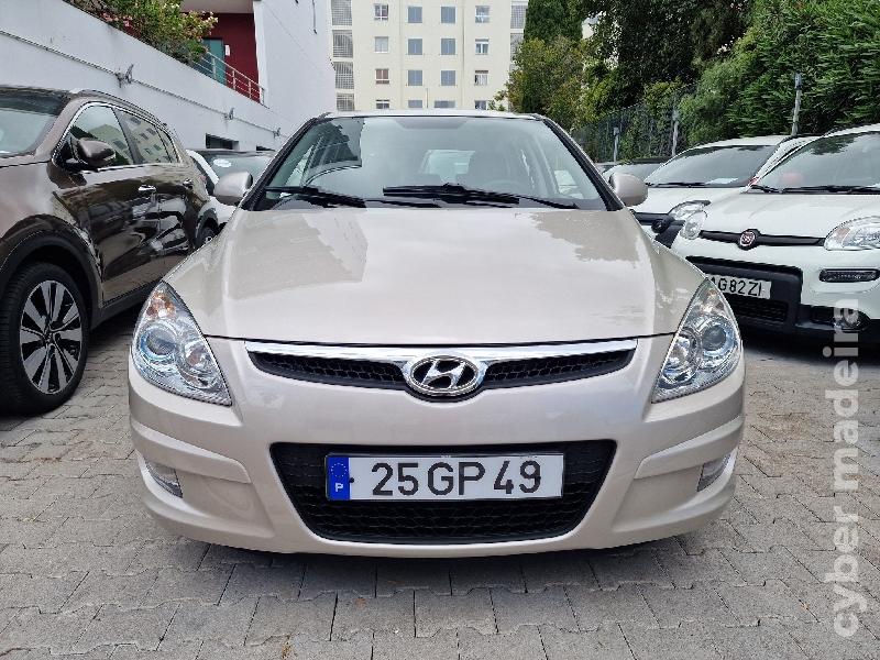 HYUNDAI I30 744 Gasóleo 115 