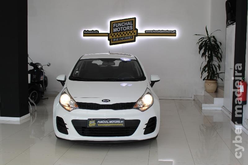 KIA RIO 745 Gasolina 85 
