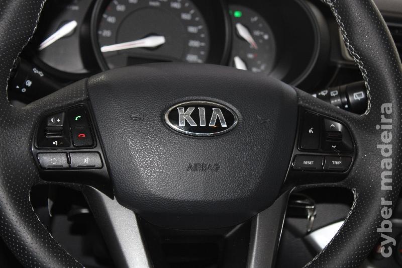 KIA RIO 745 Gasolina 85 