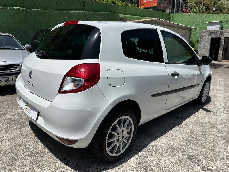 RENAULT CLIO 744 Gasóleo 67 