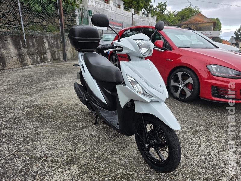 Suzuki ADDRESS 110 110 cc Scooter 