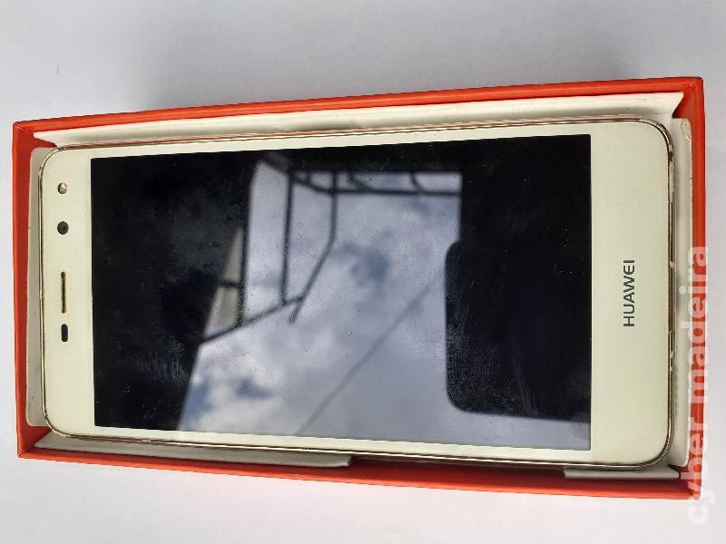 vendo telemóvel branco usado em boas condições 