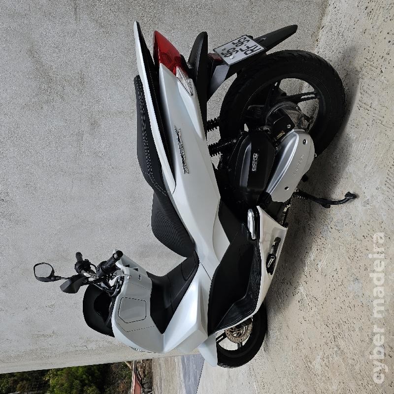 Honda Pcx 125 cc Scooter 