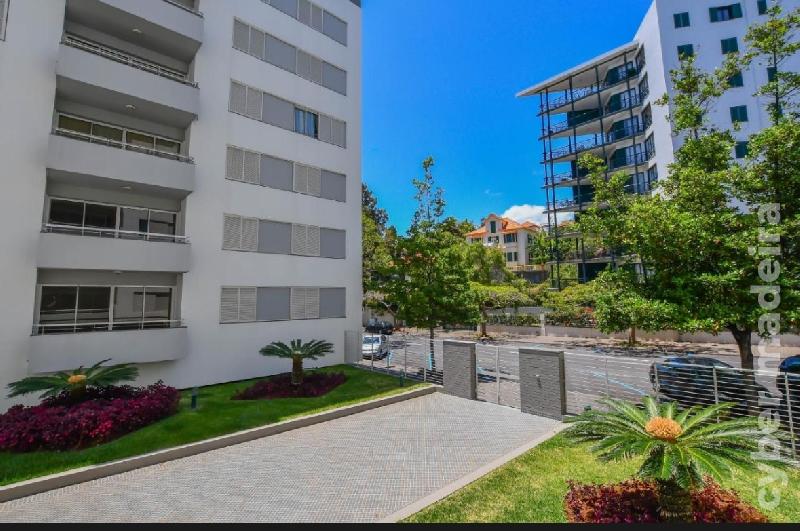 Apartamento T3 para Arrendamento 