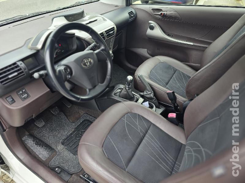 TOYOTA IQ 1.0 VVT-i 2010 Gasolina 