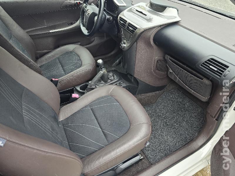 TOYOTA IQ 1.0 VVT-i 2010 Gasolina 