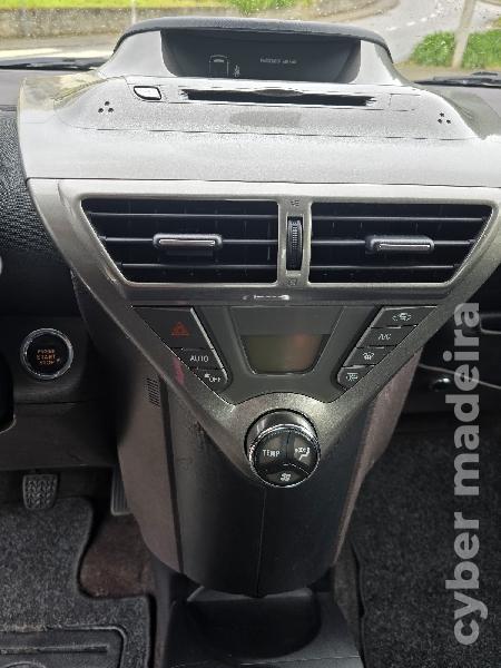 TOYOTA IQ 1.0 VVT-i 2010 Gasolina 