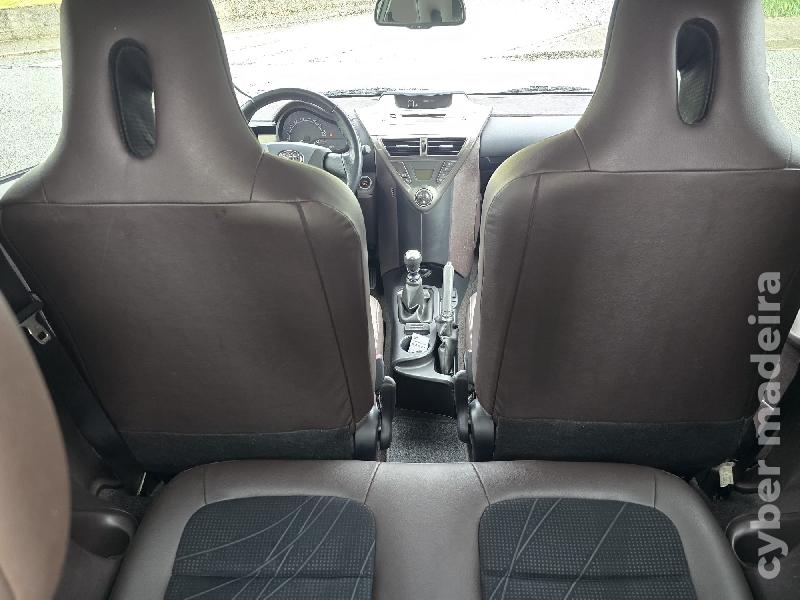TOYOTA IQ 1.0 VVT-i 2010 Gasolina 